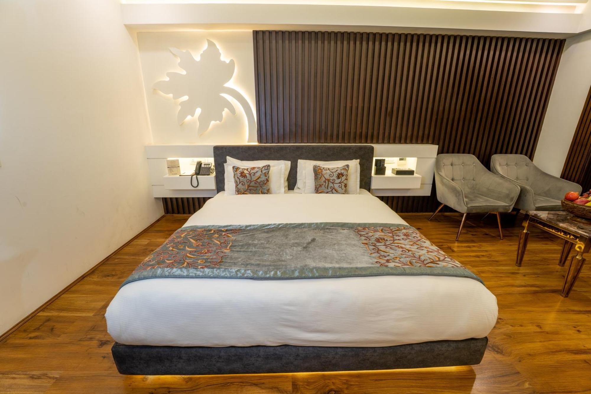 Hotel Snowland, Srinagar Dış mekan fotoğraf