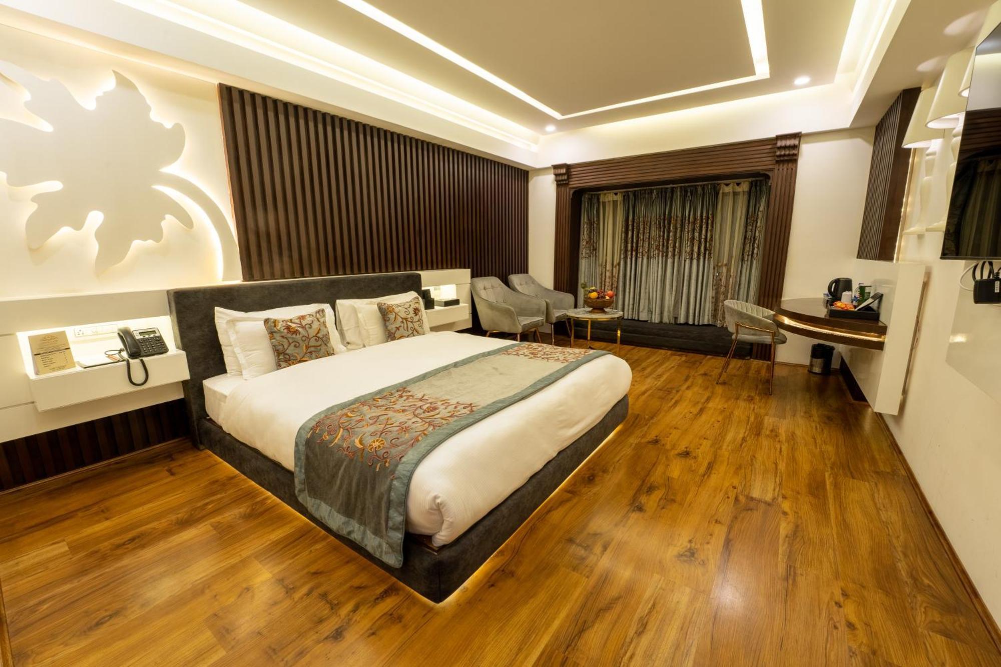 Hotel Snowland, Srinagar Dış mekan fotoğraf