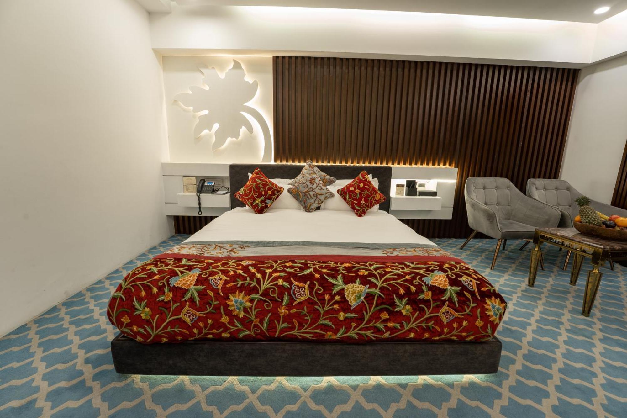 Hotel Snowland, Srinagar Dış mekan fotoğraf