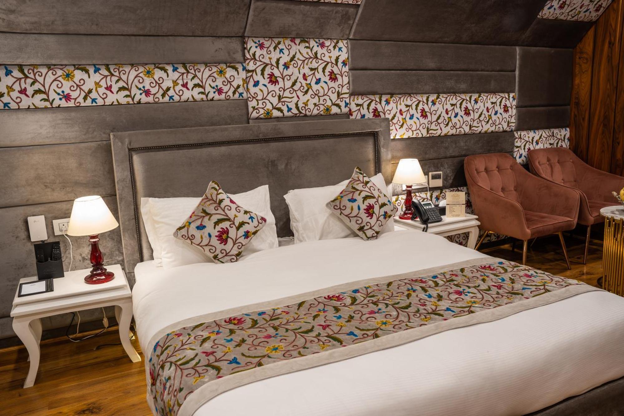 Hotel Snowland, Srinagar Dış mekan fotoğraf